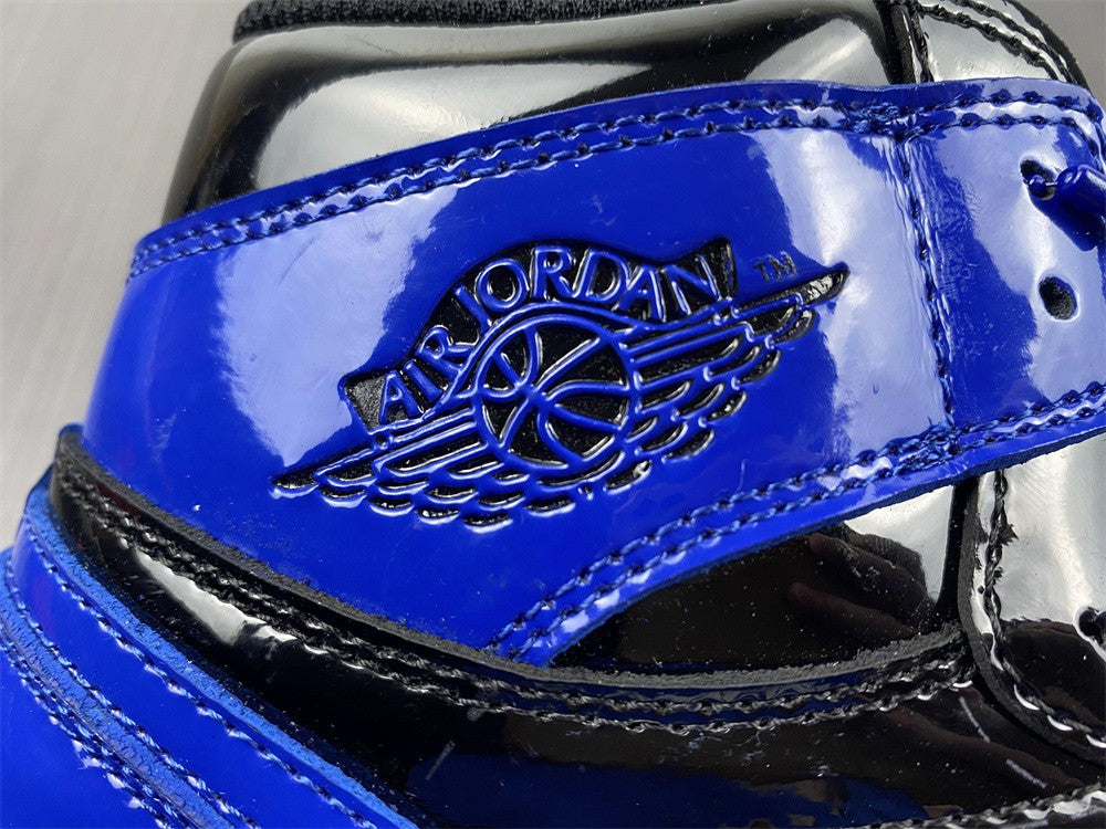 AIR JORDAN 1 RETRO HIGH OG “Patent Royal” Virillux