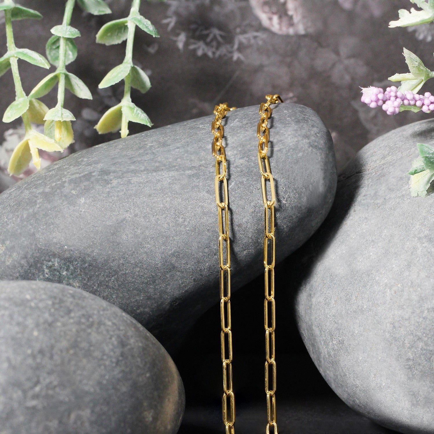 18K Yellow Gold Paperclip Chain (2.50 mm) Bids.com