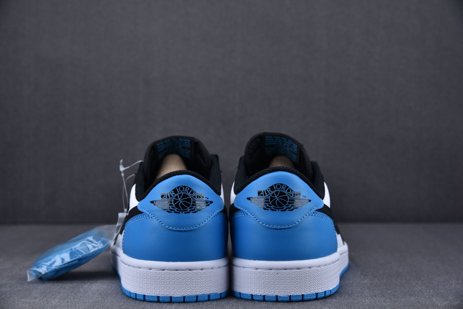 AIR JORDAN 1 LOW “Black Dark Powder Blue” Virillux
